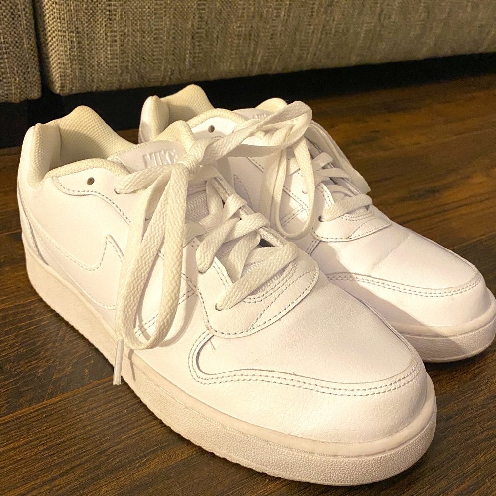 Nike Ebernon Low Sneakers - Size 9.5